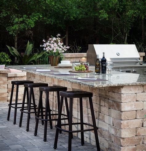 Outdoor Kitchen Trends: It's Not All Style & Spice | Outdoor kitchen ...