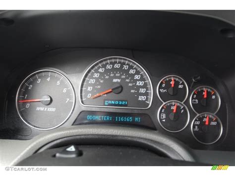 2002 GMC Envoy SLT Gauges Photos | GTCarLot.com