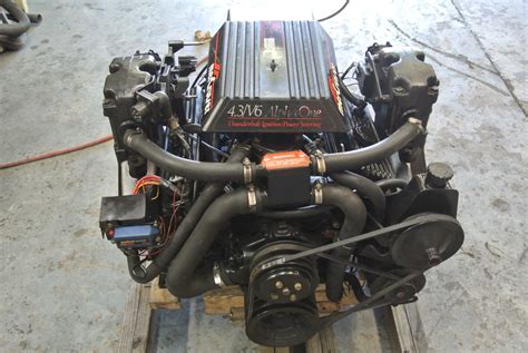 Marine Chevy 350 Engine