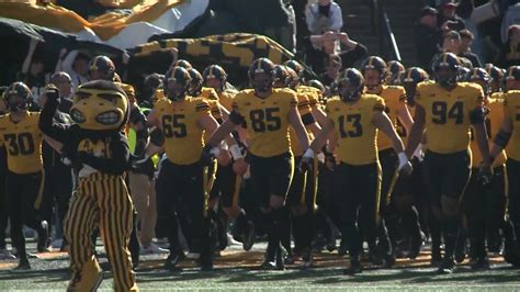 Top 5 Hawkeye football plays – who13.com