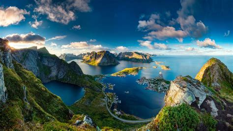 Reinebringen Norway - Stunning landscape Wallpaper Download 5120x2880