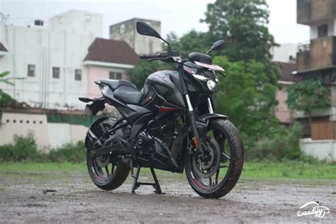 Bajaj Pulsar N160 Test Ride Video Review - GaadiFy