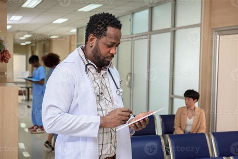 American - Black ethnicity doctor portrait in hospital portrait ...