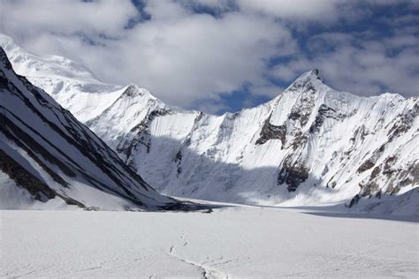 Karakoram | Exploratory Splitboarding & Skiing - Himalaya Alpine Guides ...