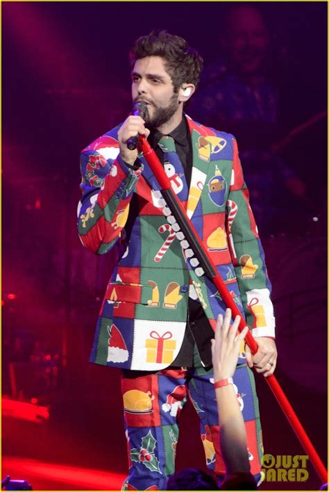 Photo: thomas rhetts concert outfit is a christmas explosion 02 | Photo ...