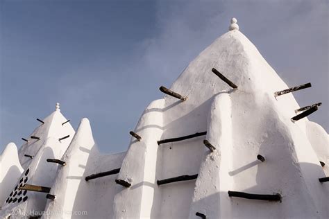 Ghana's Historic Mosques: Larabanga - The Hauns in Africa