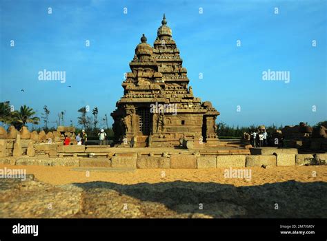 Mahabalipuram Shore Temple Stock Photo - Alamy