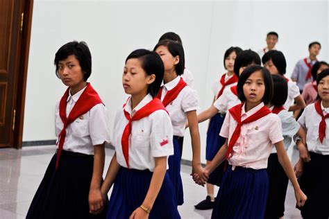 North Korean School Children [Mt. Myohyang, North Korea] | Flickr