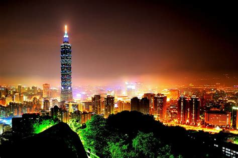 Taipei 101 - Xiangshan Hiking Trail | Hiking trails, Fall hiking, Hiking