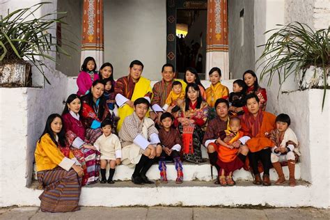 Portrait of Royal Family of Bhutan 🇧🇹 | Royal family, Bhutan prince, Royal