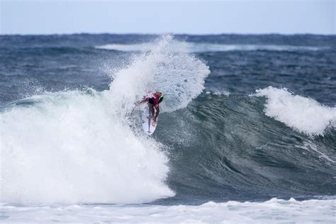 HALEIWA LEVELS PLAYING FIELD AT HAWAIIAN PRO | Surf News Network