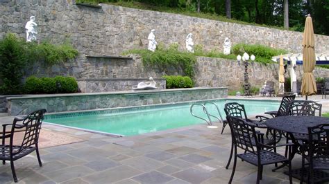 4 Pool Retaining Wall Ideas For 2024 ‐ The Pool Co