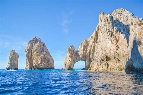 The arch of Cabo San Lucas at Baja California, Mexico - Quirky Cruise