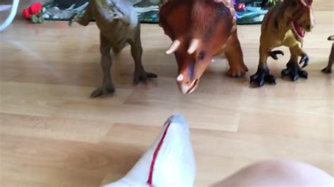 Crazy dinosaur Finger family in 3D - YouTube