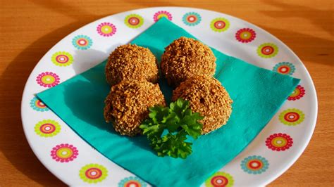 BBC iPlayer - I Can Cook - I Can Cook on the Go: 12. Thai Green Turkey Balls and Playground Games