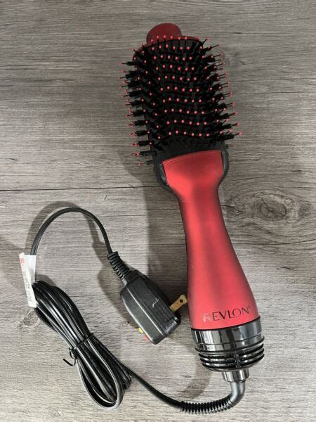 Revlon Hair Dryer Brush 1.0 vs 2.0: Any Differences?