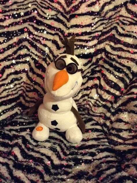 My Olaf toy from Disney store | Olaf toys, Disney barbie dolls, Disney store