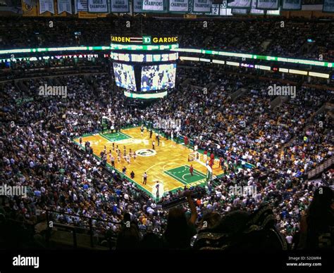 Boston garden celtics hi-res stock photography and images - Alamy