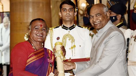 Who is Padma Shri awardee and transgender folk artiste Manjamma Jogati | Latest News India ...