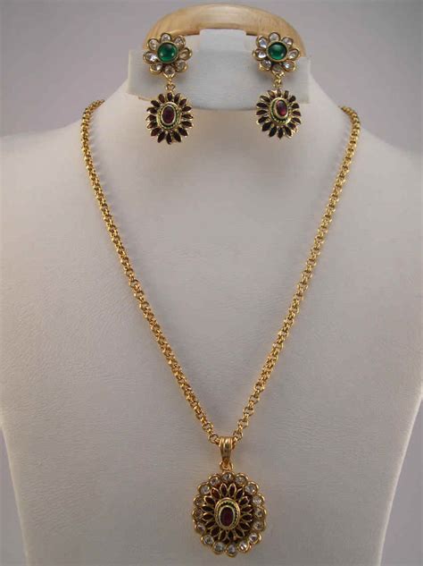 Antique Jewelry Necklace Sets