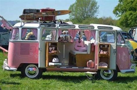 This is so cute! ^__^ | Vintage vw camper, Vw hippie van, Pink car