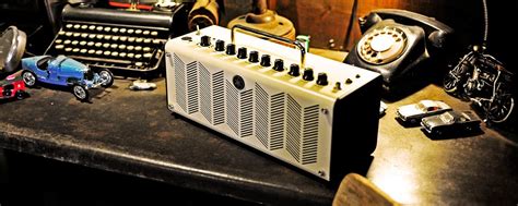 THR - Amp Types & Sound - Amps & Accessories - Guitars, Basses & Amps - Musical Instruments ...