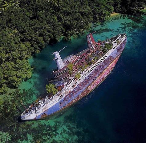 Why Are Many Abandoned Ships on the High Seas | by Regia Marinho | Medium