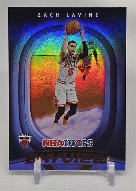 Zach Lavine #18 SKYVIEW HOLO SP 2023-24 NBA Hoops Basketball CHICAGO ...