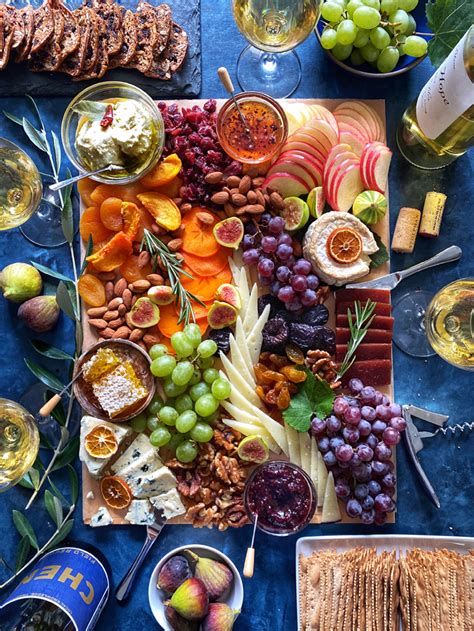 Easy Blue Cheese Wine Pairing: Tips and Suggestions