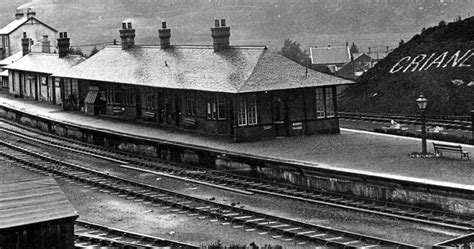 Tour Scotland Photographs: Old Photographs Railway Station Crianlarich Scotland