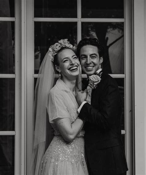 The Wiggles Star Emma Watkins Ties The Knot With Musician Oliver Brian!