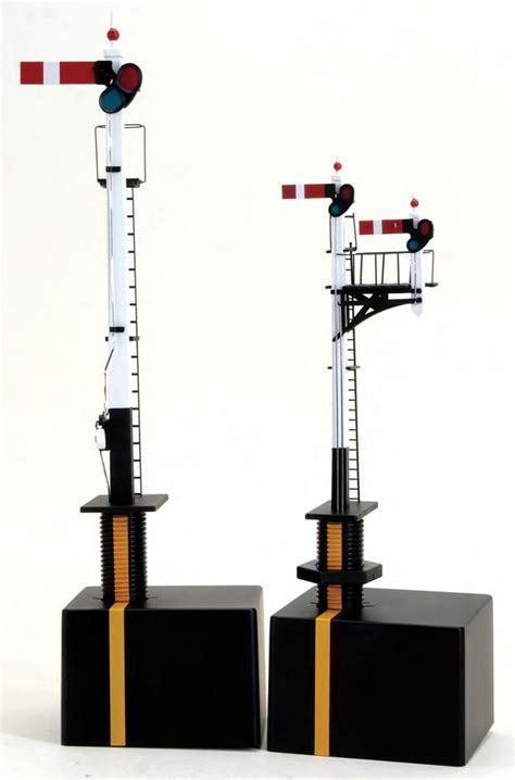 Dapol releases new SIGNALS, BIG AND SMALL