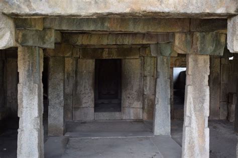 Hampi - Vishnu Temple