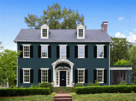 Curb Appeal Upgrade: Dark Blue Siding with Black Shutters – Stunning ...