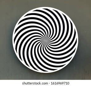 Optical Illusion Spin Wheel Stock Photo 1616969710 | Shutterstock