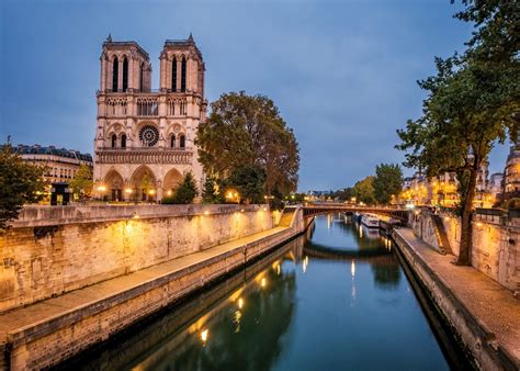 Paris’s islands on the Seine tour: Notre-Dame Cathedral & Sainte-Chapelle | Audley Travel