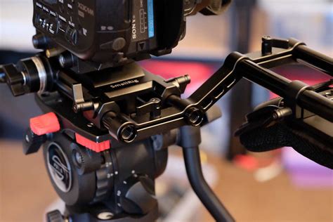 The Sony FS5 Shoulder Rig - coollcd