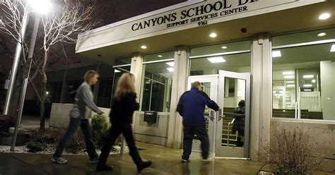 Canyons School Board pushes back the first day of classes by a week ...