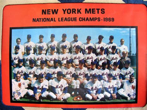 Lot Detail - 1969 NEW YORK METS "NATIONAL LEAGUE CHAMPIONS PHOTO" PENNANT