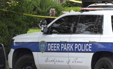 Mother and three young children dead of gunshot wounds in Deer Park home - Houston Chronicle