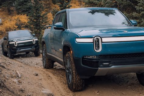 Driving the Rivian R1T: Will truck guys love this electric truck? - Pickup Truck +SUV Talk