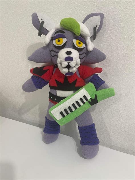 Roxanne Wolf Plush FNAF : Security Breach - Etsy Canada