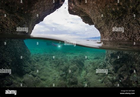 Bat cave entrance hi-res stock photography and images - Alamy