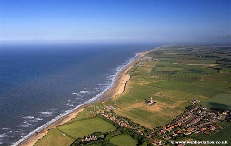 Happisburgh Norfolk jc17789 | aerial photographs of Great Britain by Jonathan C.K. Webb