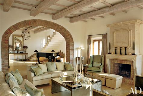 Restored Farmhouse at the western edge of Umbria | Italian House Room Inspiration ...