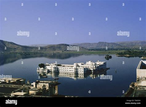 A VIEW OF THE LAKE PALACE UDAIPUR, UDAIPUR, RAJASTHAN, INDIA, ASIA Stock Photo - Alamy