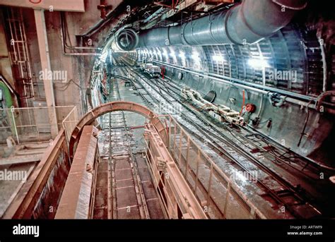 Sangatte france construction eurotunnel tunnel hi-res stock photography ...