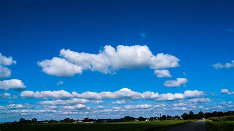 Fotos gratis : césped, horizonte, nube, campo, prado, pradera, luz de sol, aire, atmósfera ...