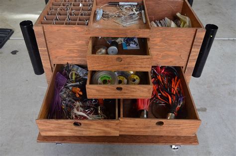 Deluxe Custom Long Range Tackle Box | Bloodydecks