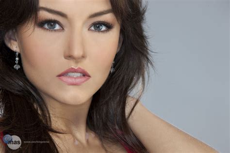 Angelique Boyer: Teresa promoshoots